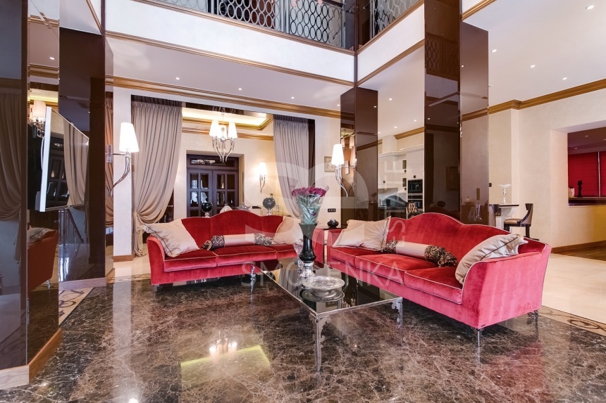 Продажа дома, площадь 980 кв.м., КП Монолит, Новорижское, пл. уч. 35 сот