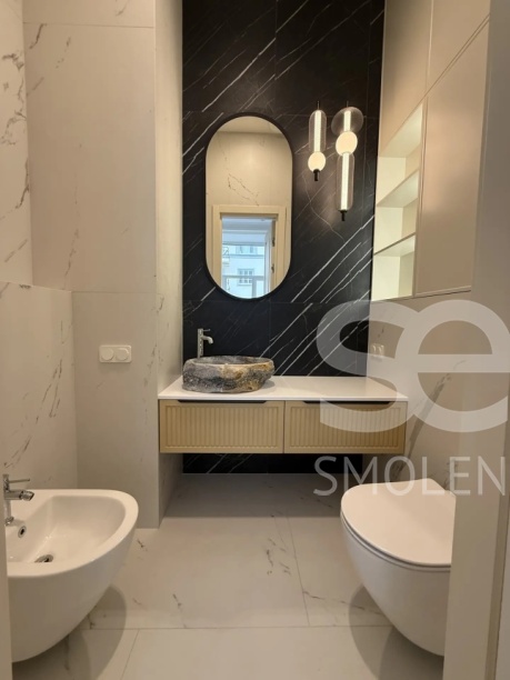 Аренда квартиры, площадь 130 кв.м., 2 этаж, Пречистенка ул, 33/19стр1