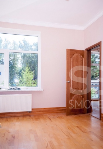 Продажа дома, площадь 1200 кв.м., Минское, пл. уч. 30 сот