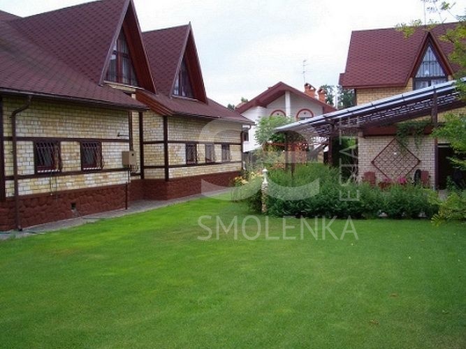 Продажа коттеджа, площадь 350 кв.м., КП НИИ Радио, Минское, пл. уч. 15 сот