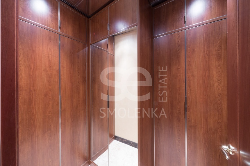 Продажа квартиры, площадь 215 кв.м., 6 этаж, ЖК Трилогия, Трехгорный Вал ул, 14с1