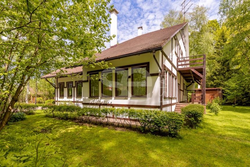 Продажа дома, площадь 350 кв.м., Дмитровское, пл. уч. 25 сот