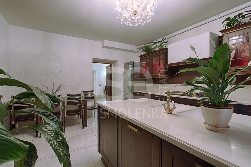 Продажа дома, площадь 659 кв.м., КП Горки-8, Рублево-Успенское, пл. уч. 23 сот
