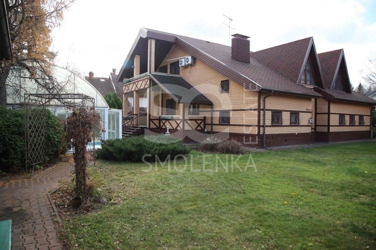 Продажа коттеджа, площадь 350 кв.м., КП НИИ Радио, Минское, пл. уч. 15 сот