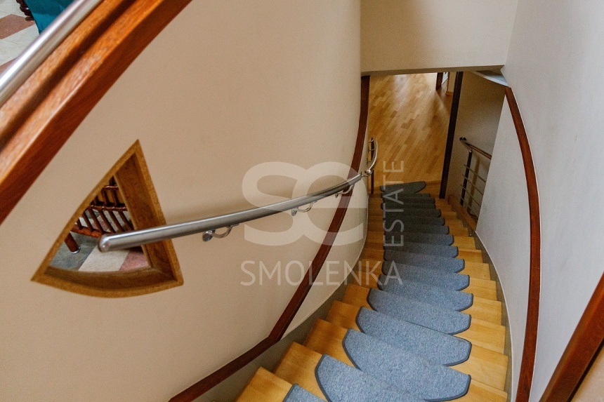 Продажа квартиры, площадь 467 кв.м., 6 этаж, Сосновая ул, 16к1