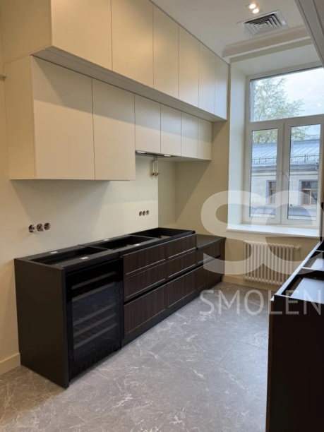 Аренда квартиры, площадь 130 кв.м., 2 этаж, Пречистенка ул, 33/19стр1