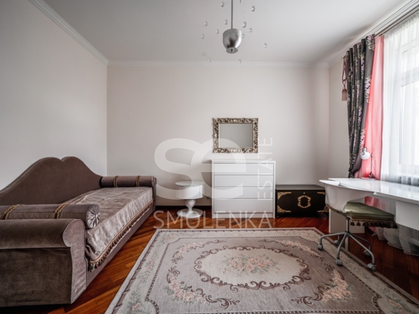 Продажа квартиры, площадь 165 кв.м., 4 этаж, ЖК Вектор-хаус, Ивана Бабушкина ул, 10