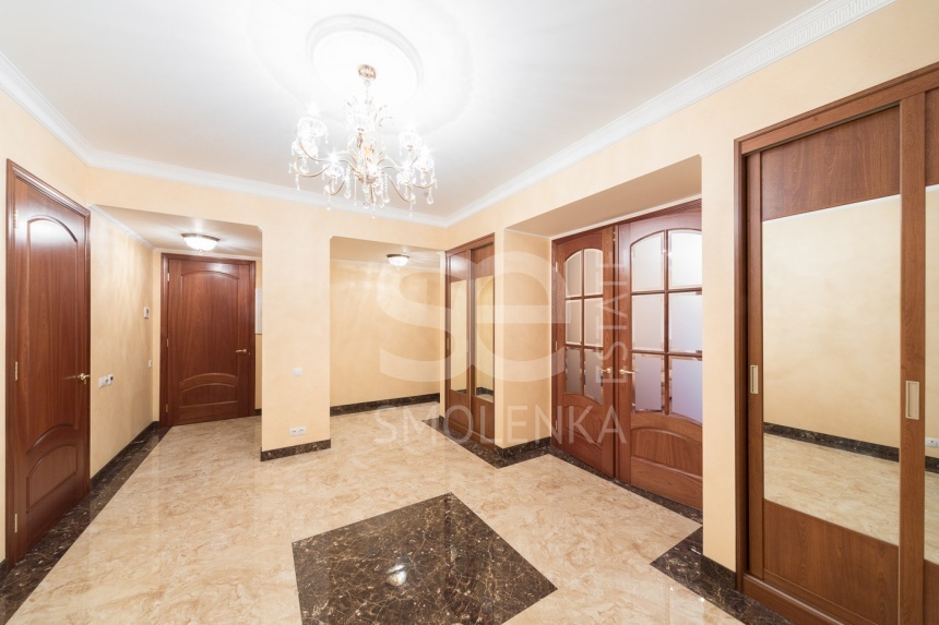 Продажа квартиры, площадь 215 кв.м., 6 этаж, ЖК Трилогия, Трехгорный Вал ул, 14с1