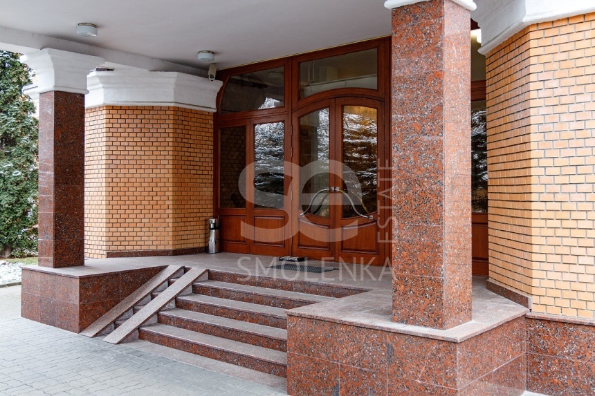 Продажа квартиры, площадь 467 кв.м., 6 этаж, Сосновая ул, 16к1