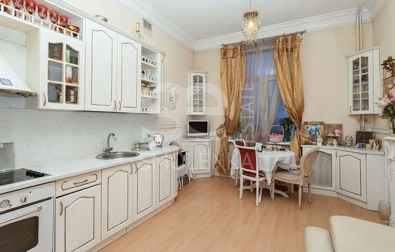 Продажа квартиры, площадь 114.2 кв.м., 7 этаж, Садовая-Триумфальная ул, 4/10