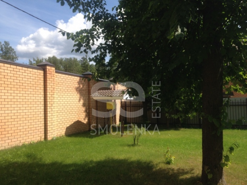 Продажа коттеджа, площадь 200 кв.м., Минское, пл. уч. 16 сот