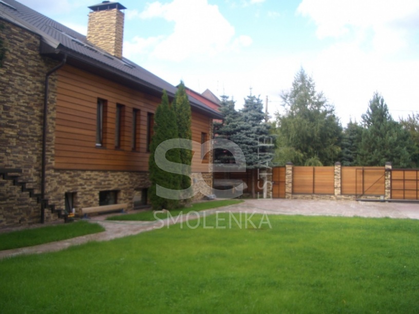 Продажа дома, площадь 415 кв.м., Можайское, пл. уч. 12 сот