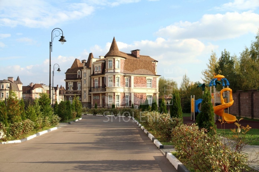 Продажа таунхауса, площадь 464 кв.м., КП Ильинка, Ильинское, пл. уч. 7 сот