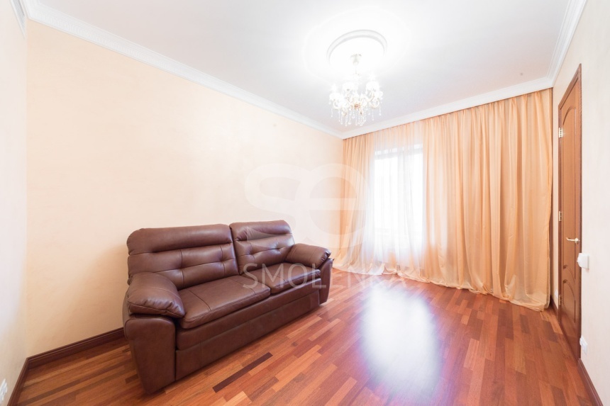 Продажа квартиры, площадь 215 кв.м., 6 этаж, ЖК Трилогия, Трехгорный Вал ул, 14с1