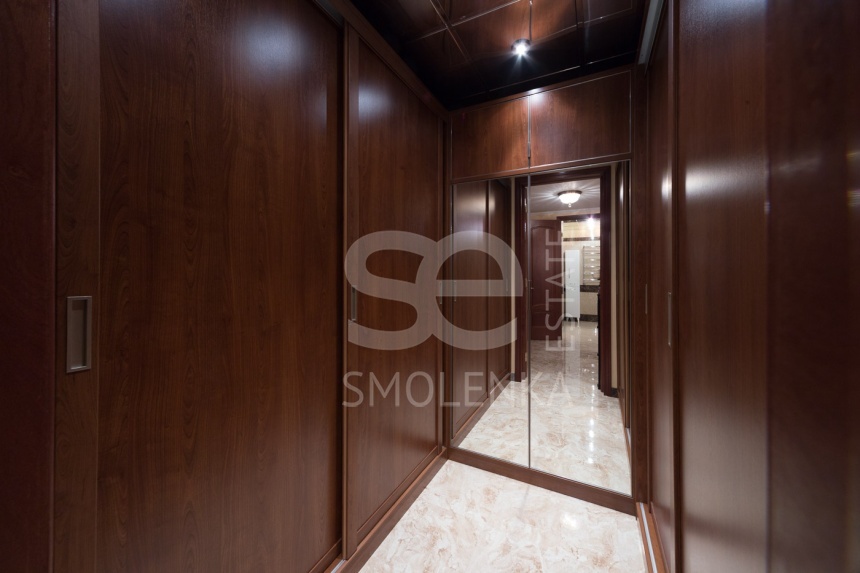 Продажа квартиры, площадь 215 кв.м., 6 этаж, ЖК Трилогия, Трехгорный Вал ул, 14с1