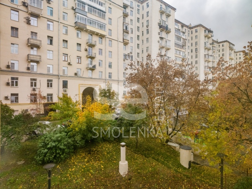 Аренда квартиры, площадь 257.8 кв.м., 3 этаж, Победы пл, 2к3