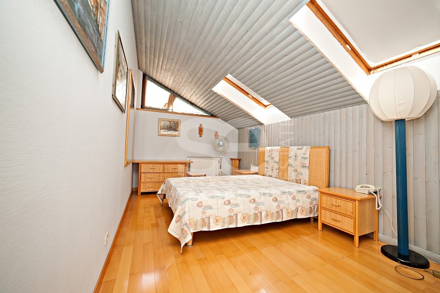 Продажа дома, площадь 315 кв.м., КП Николина Гора, Рублево-Успенское, пл. уч. 21 сот