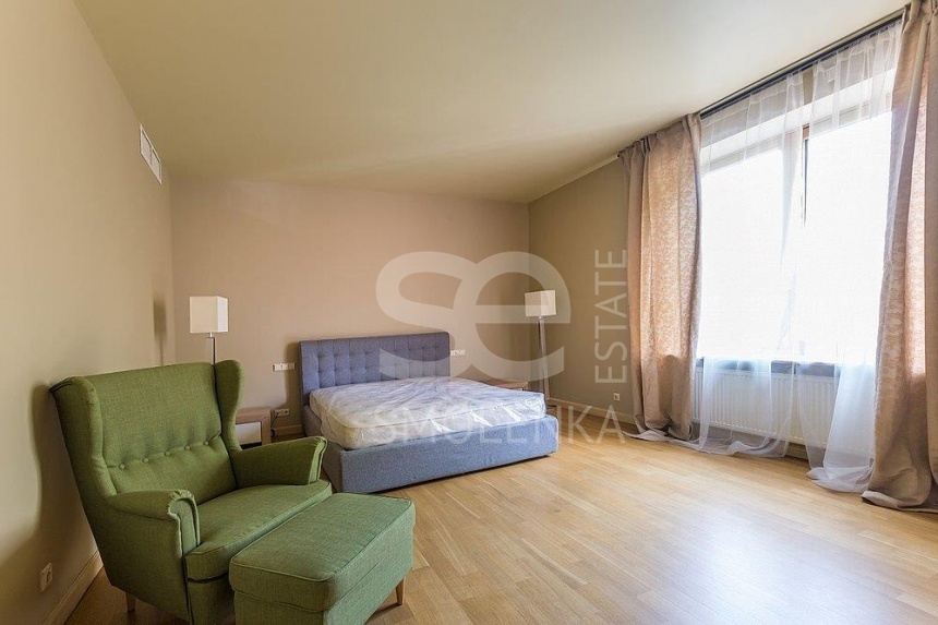 Продажа ОСЗ / особняка, площадь 1040 кв.м., 1 этаж, Татарская Б. ул, 30 с.2, район Замоскворечье, пл. уч. 14 сот