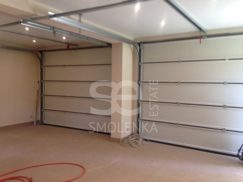 Продажа коттеджа, площадь 200 кв.м., Минское, пл. уч. 16 сот