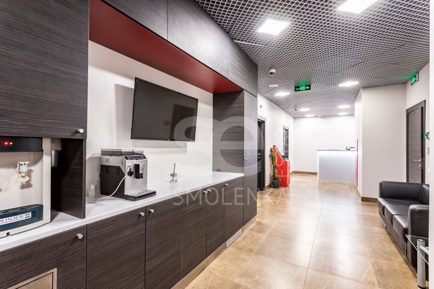 Аренда помещения свободного назначения, площадь 421.75 кв.м., 1 этаж, Тимура Фрунзе ул, 11к2, район Хамовники