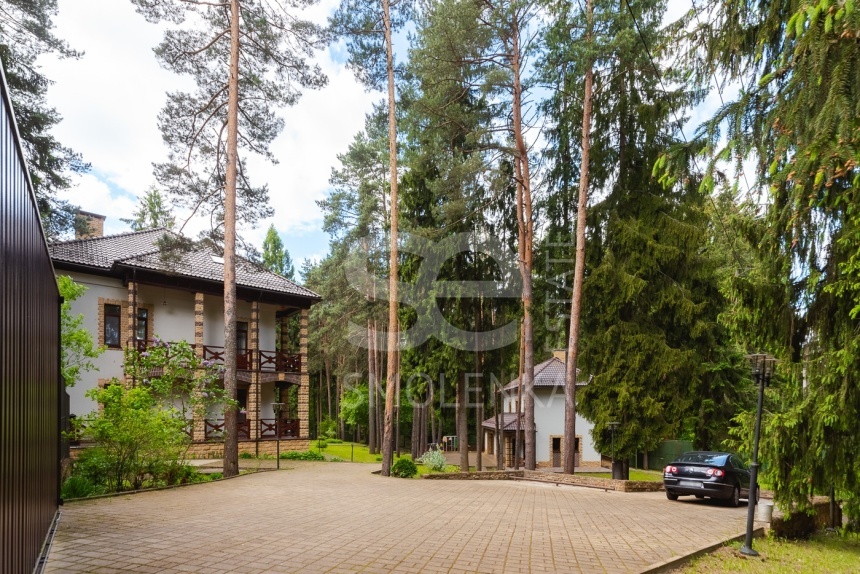 Продажа дома, площадь 830 кв.м., 54, Дмитровское, пл. уч. 65 сот