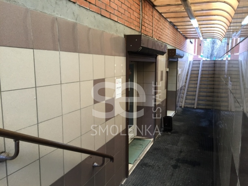 Аренда торговой площади, площадь 334.1 кв.м., 1 этаж, Трофимова ул, 33, район Южнопортовый