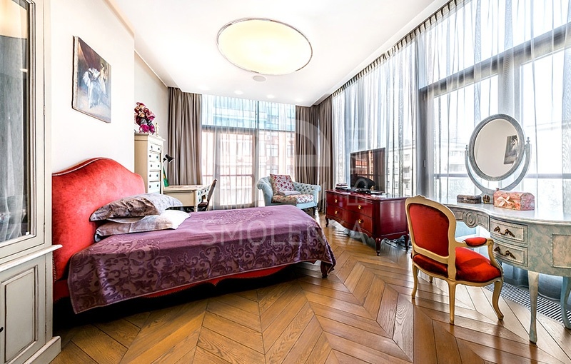 Продажа квартиры, площадь 299.4 кв.м., 5 этаж, ЖК Панорама, Климашкина ул, 17с2