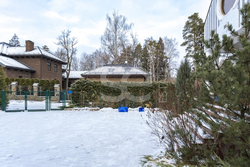 Продажа дома, площадь 200 кв.м., Рублево-Успенское, пл. уч. 10 сот