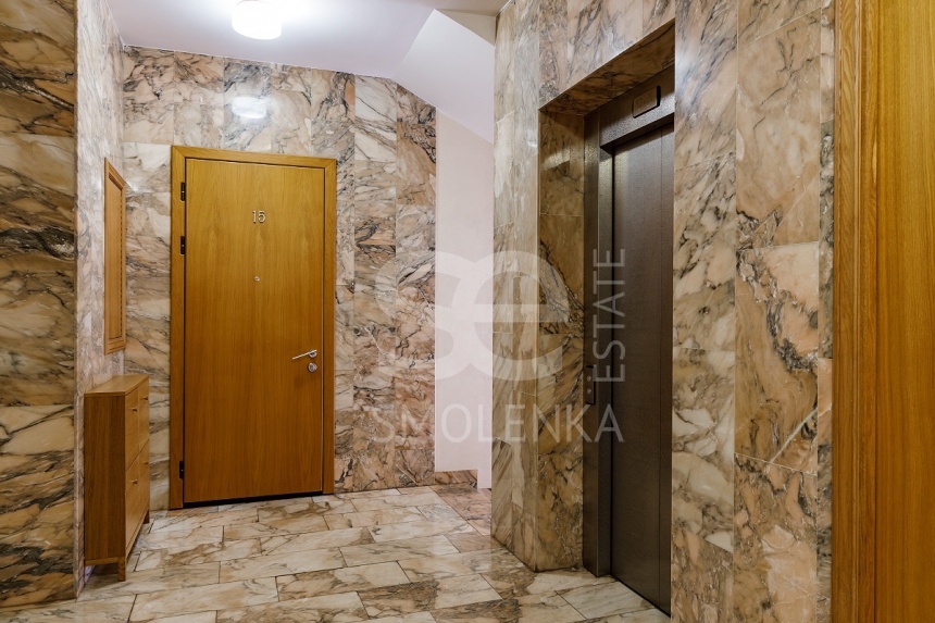 Продажа квартиры, площадь 467 кв.м., 6 этаж, Сосновая ул, 16к1