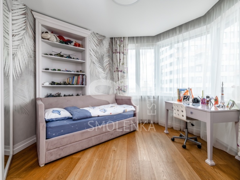 Продажа квартиры, площадь 130 кв.м., 13 этаж, ЖК Фортепиано, Ленинский пр-кт, 67к1