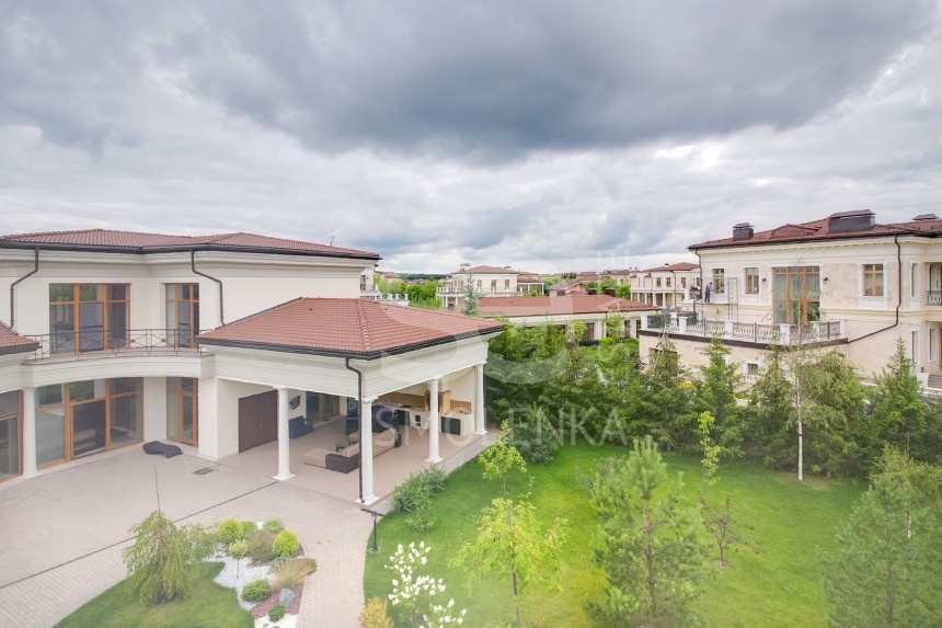 Продажа дома, площадь 980 кв.м., КП Монолит, Новорижское, пл. уч. 35 сот