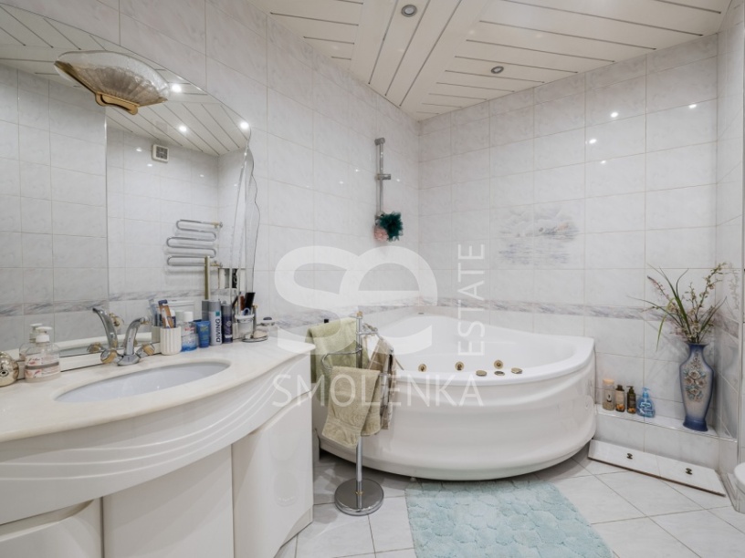 Продажа квартиры, площадь 138 кв.м., 22 этаж, Академика Королева ул, 8к1