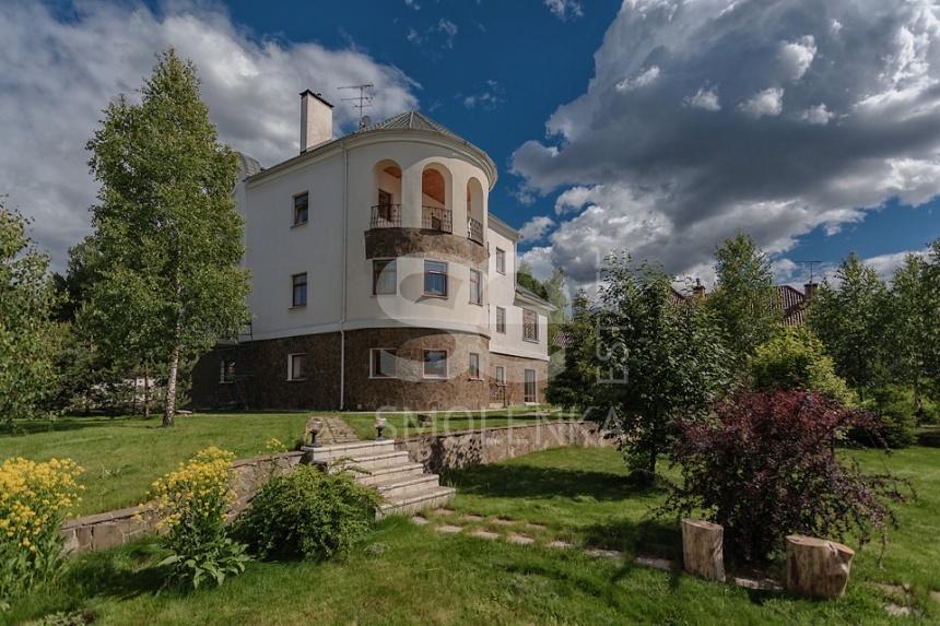 Продажа дома, площадь 600 кв.м., КП Бузаево, Рублево-Успенское, пл. уч. 30 сот