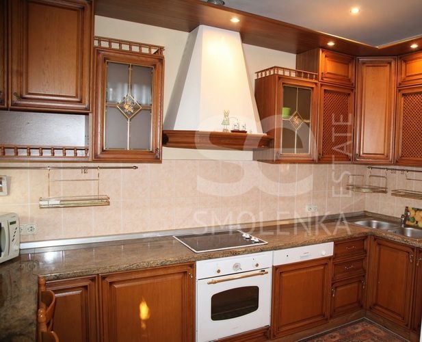 Продажа коттеджа, площадь 350 кв.м., КП НИИ Радио, Минское, пл. уч. 15 сот