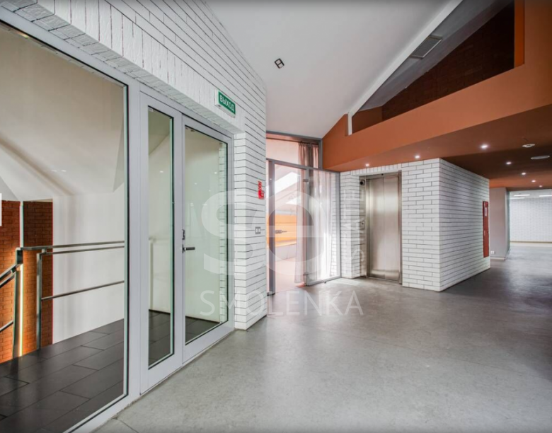 Аренда ОСЗ / особняка, площадь 1497.9 кв.м., 1 этаж, Левшинский Б. пер, 1с11, район Хамовники