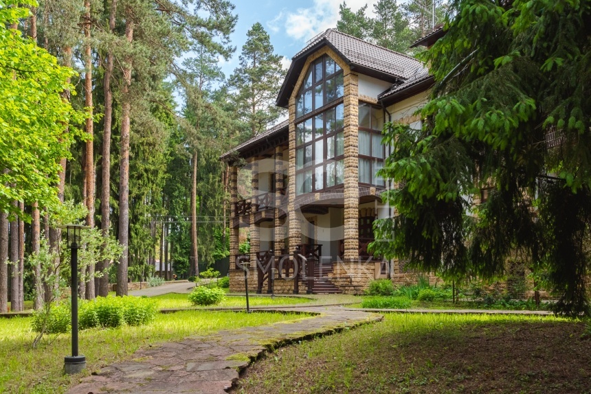Продажа дома, площадь 830 кв.м., 54, Дмитровское, пл. уч. 65 сот