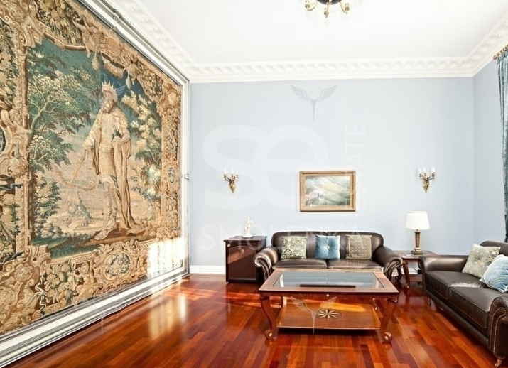 Продажа дома, площадь 2500 кв.м., КП Шервуд, Новорижское, пл. уч. 193 сот