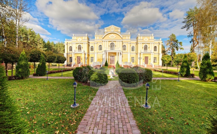 Продажа дома, площадь 2500 кв.м., КП Шервуд, Новорижское, пл. уч. 193 сот