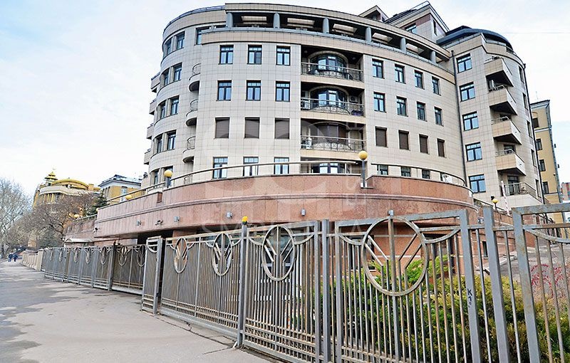 Продажа квартиры, площадь 206 кв.м., 5 этаж, 7-й Ростовский пер, 15