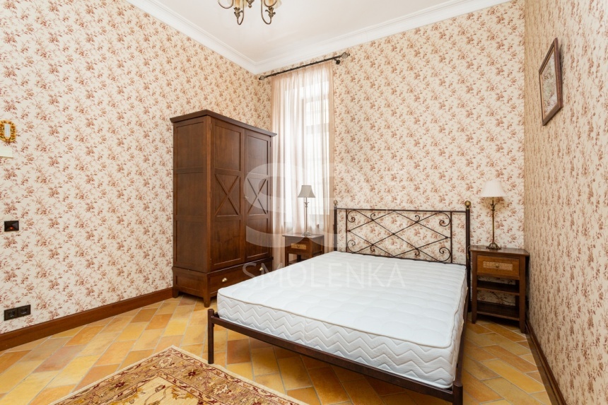 Продажа дома, площадь 830 кв.м., 54, Дмитровское, пл. уч. 65 сот
