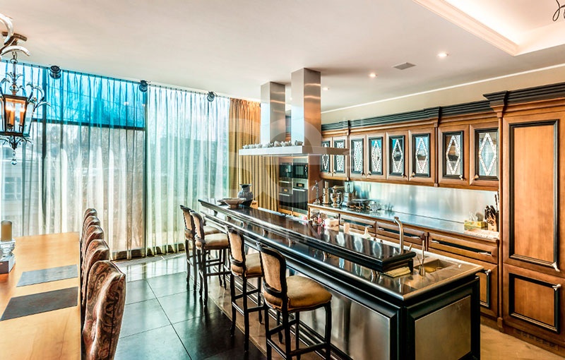 Продажа квартиры, площадь 299.4 кв.м., 5 этаж, ЖК Панорама, Климашкина ул, 17с2