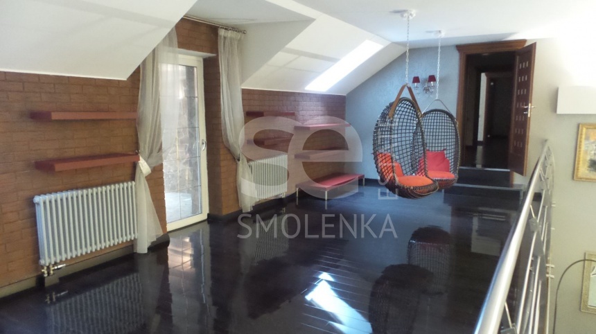 Продажа дома, площадь 1400 кв.м., КП Красная поляна, Рублево-Успенское, пл. уч. 40 сот