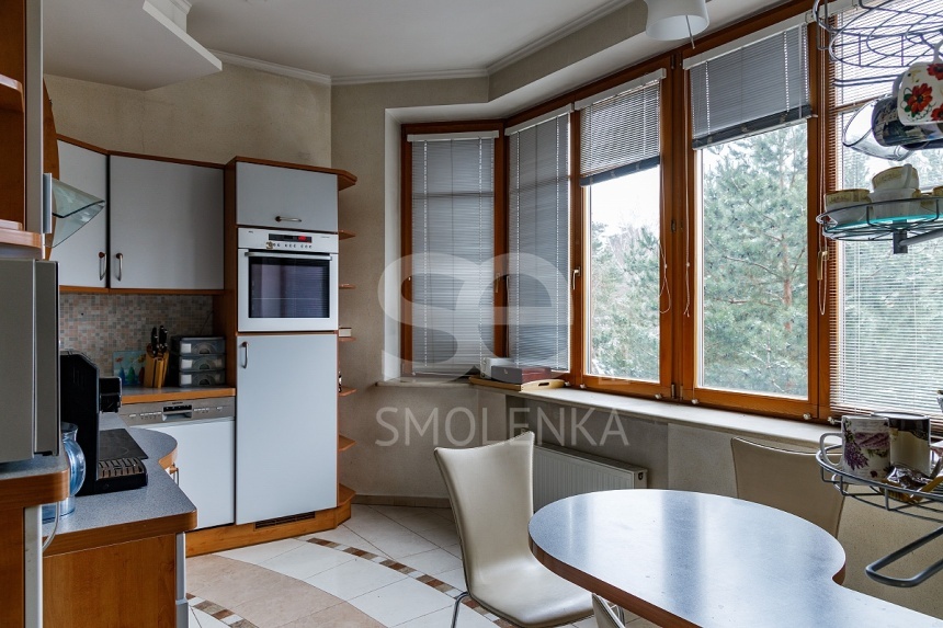 Продажа квартиры, площадь 467 кв.м., 6 этаж, Сосновая ул, 16к1