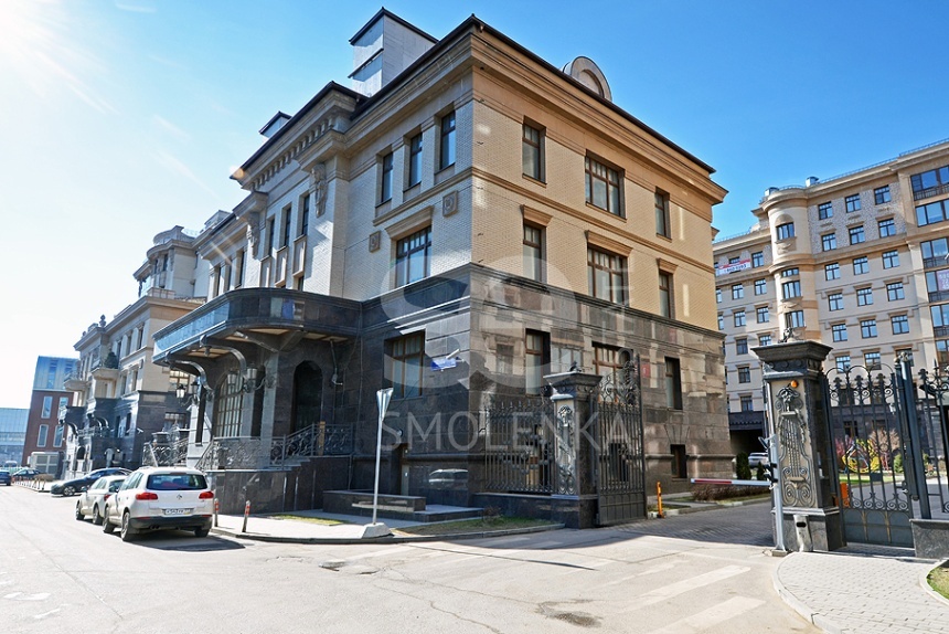 Аренда квартиры, площадь 340 кв.м., 2 этаж, ЖК Парк Палас, Хилков пер, 1