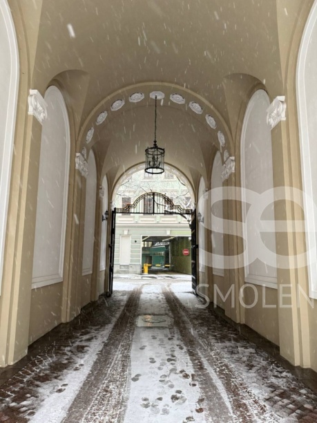 Аренда квартиры, площадь 330 кв.м., 5 этаж, Романов пер, 5