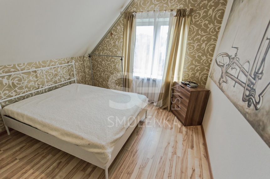 Аренда дома, площадь 230 кв.м., КП территория Знаменское Поле, Горьковское, пл. уч. 10 сот