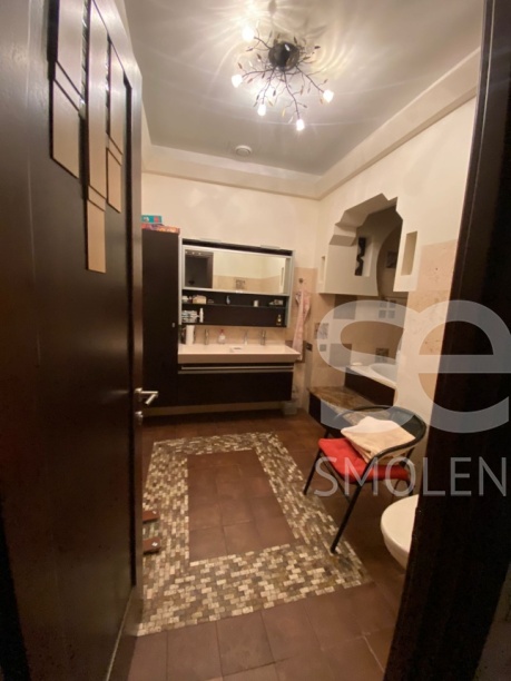 Продажа квартиры, площадь 154 кв.м., 3 этаж, 1-й Зачатьевский пер, 6стр1