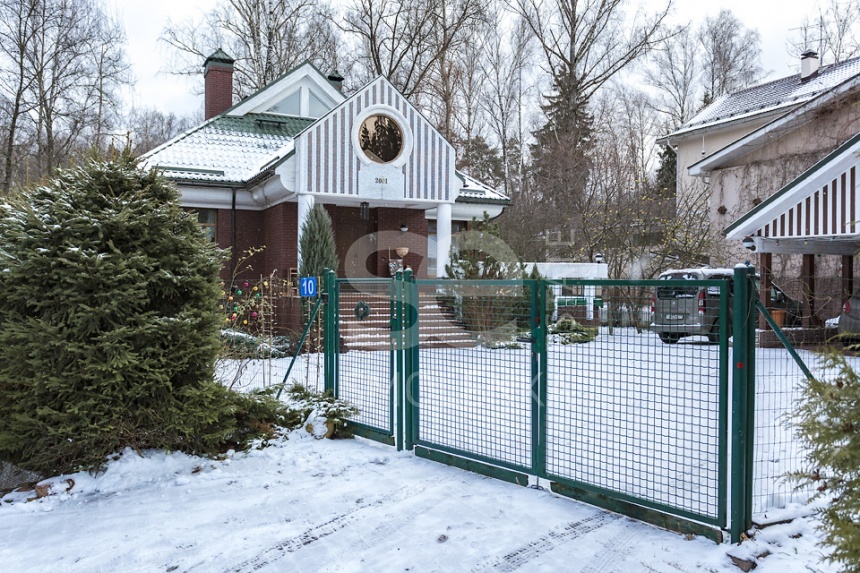 Продажа дома, площадь 200 кв.м., Рублево-Успенское, пл. уч. 10 сот