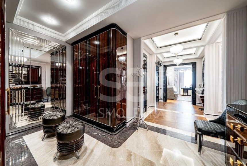 Продажа квартиры, площадь 241 кв.м., 6 этаж, ЖК Стольник, Малый Лёвшинский пер, 5к2