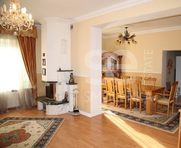 Продажа коттеджа, площадь 350 кв.м., КП НИИ Радио, Минское, пл. уч. 15 сот